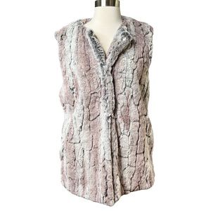 Dylan Faux Fur Vest in Pink and Gray